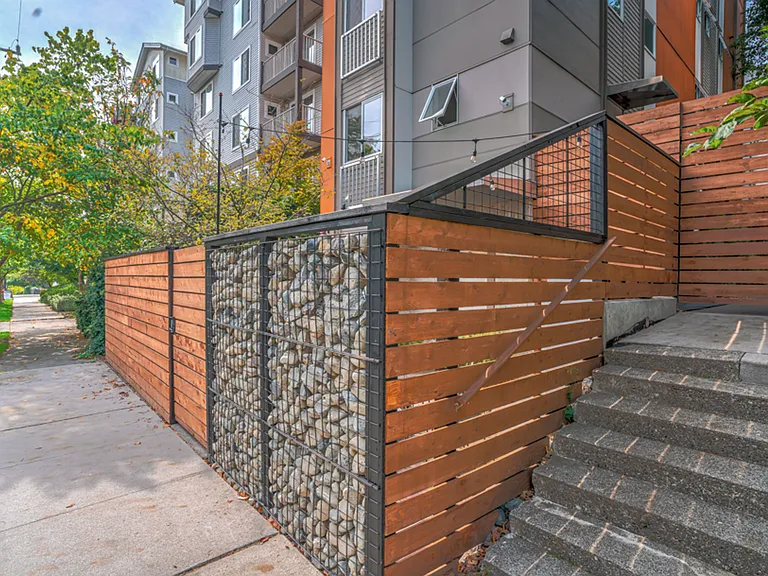 Soleil Apartments — Photo 15
