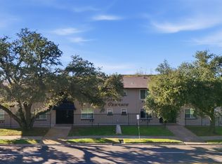 150 S Main St, Euless, TX 76040