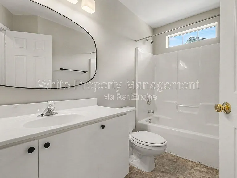 13606 Red Wine Ct — Photo 18