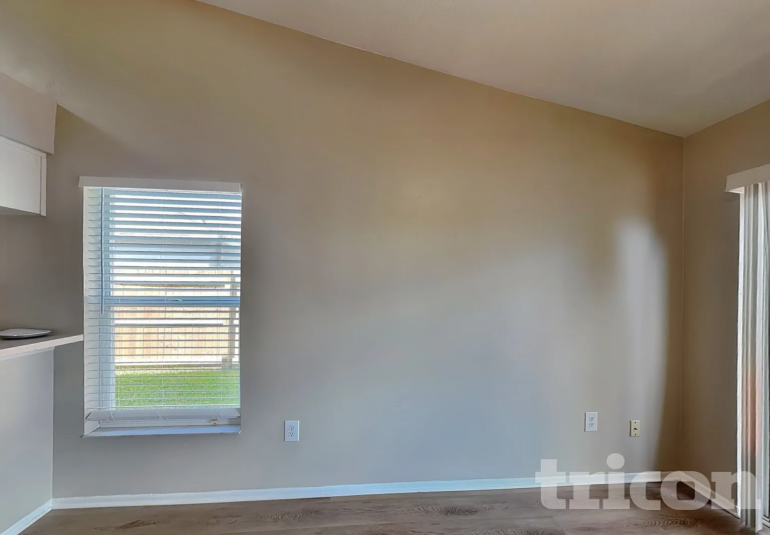 1216 Cressford Pl Brandon FL — Photo 4