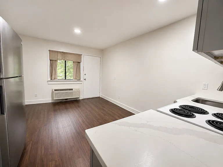 207 Old Chimney Ridge Rd #L — Photo 6