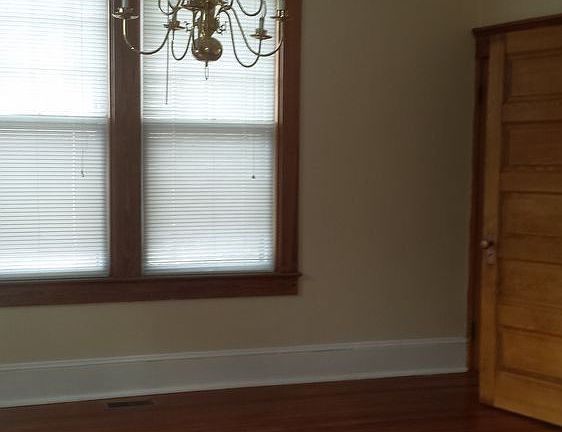 3rd image of 286 Waterloo St