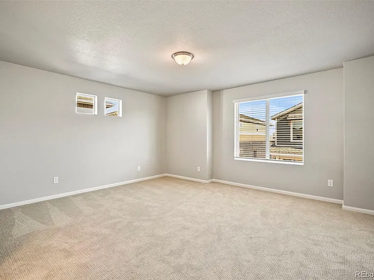 9624 Lytle Grv — Photo 11
