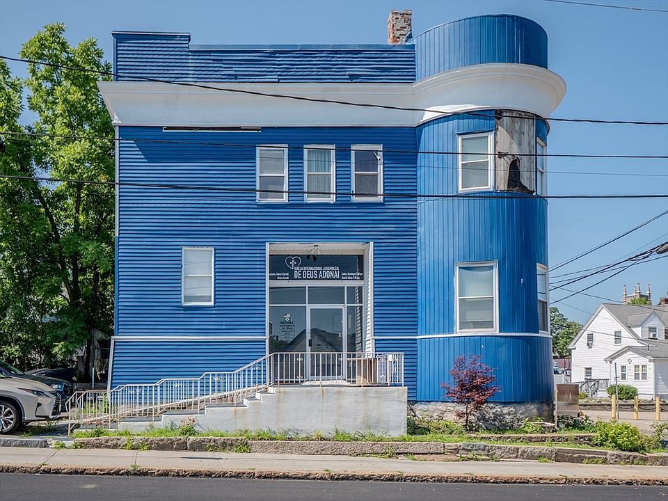 1st image of 29 Spruce St