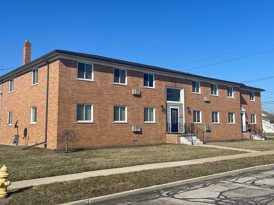 1212 5th St , Wyandotte