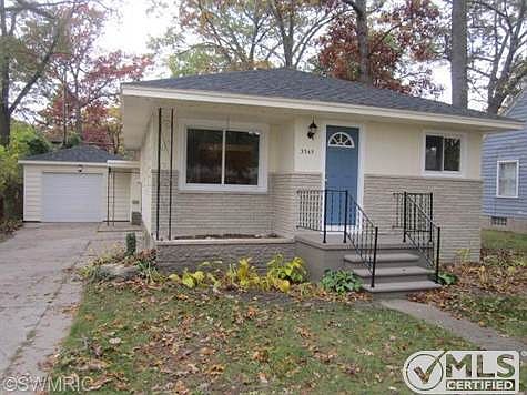 1st image of 3545 Hiawatha Dr