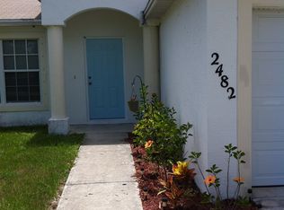 2482 SE Robin Cir, Port St Lucie, FL 34952