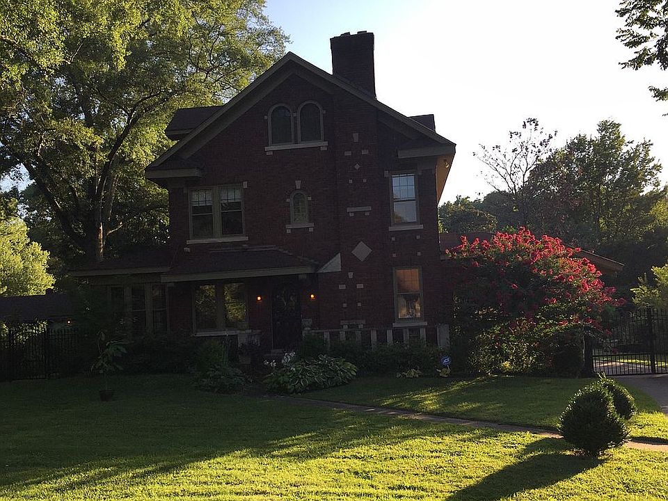 1st image of 641 East Dr
