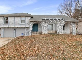 912 SW 15th St, Blue Springs, MO 64015