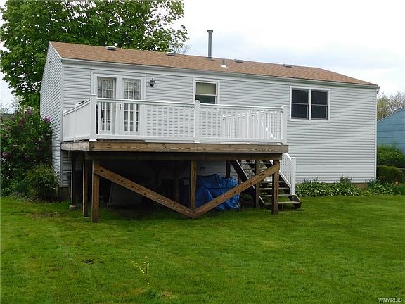 3rd image of 196 Chapel Glen Dr