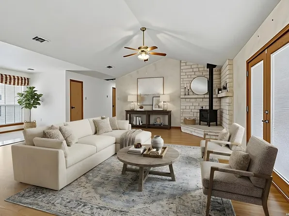845 Gallagher, Canyon Lake, TX 78133
