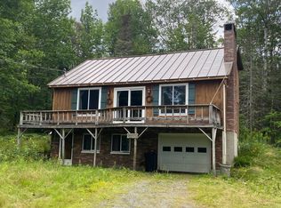 8 Rowe Ln, Greenville, ME 04441