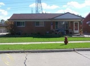 29550 Palomino Dr, Warren, MI