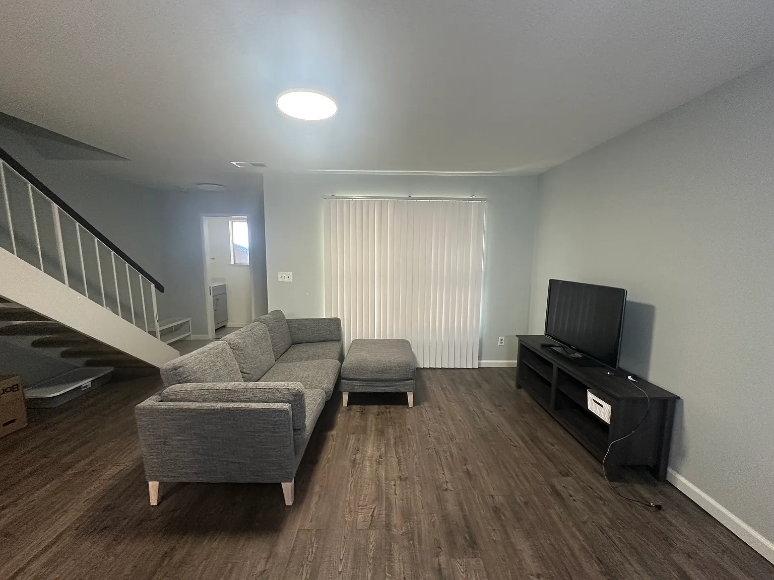 2 bed, 1.5 bath, 1046 sqft, $4,450 — Photo 3