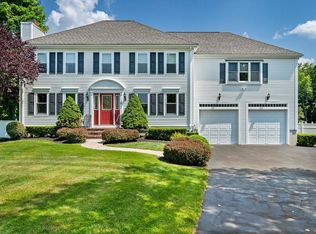 40 Jordan Dr, Weymouth, MA 02190