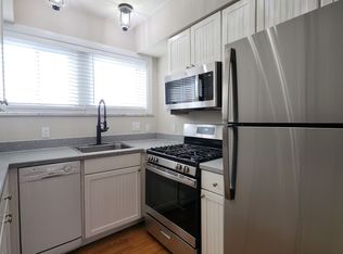 7556 Byron Pl #175, Saint Louis, MO 63105