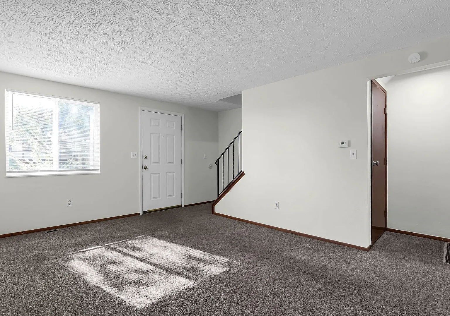 3492 Clarkston Avenue - Unit 3492 — Photo 3