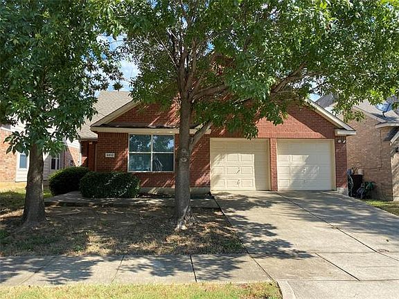 3rd image of 5812 Greenmeadow Dr