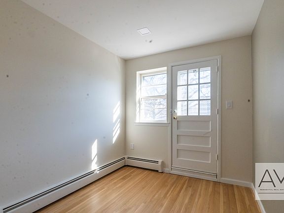 5th image of 1804 E 18th St #A