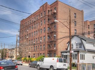 2147 E 17th St APT 2C, Brooklyn, NY 11229