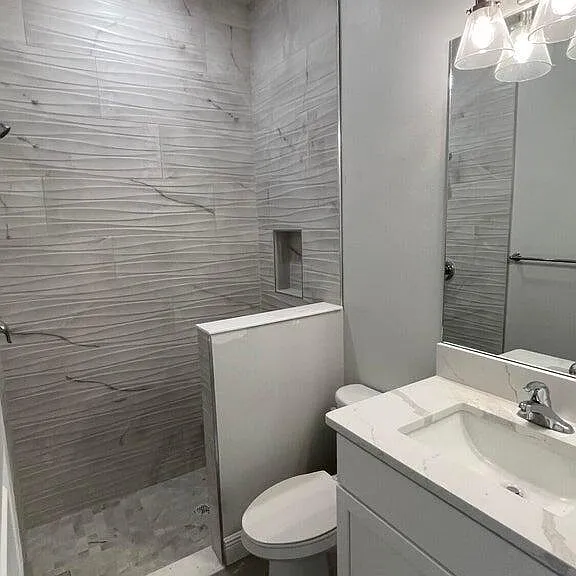 407 Cellini Ave NE — Photo 21