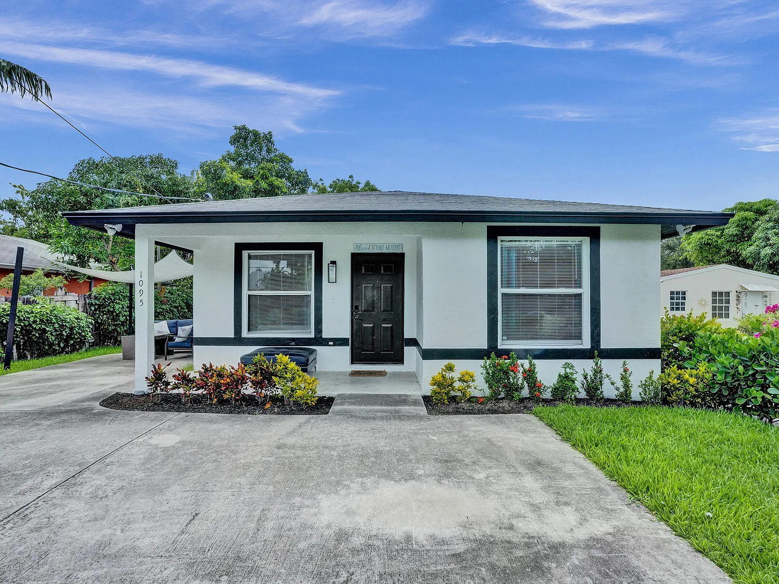 3 bed, 2.0 bath, 1175 sqft, $3,500 — Photo 3