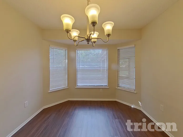 1268 Maximilian St — Photo 6