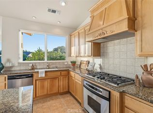 155 Fairview Ln, Paso Robles, CA 93446