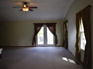 1659 Golden Cloud Ln, Columbus, OH 43228