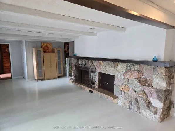 5465 King Rd #Basement, King, ON L0G 1N0