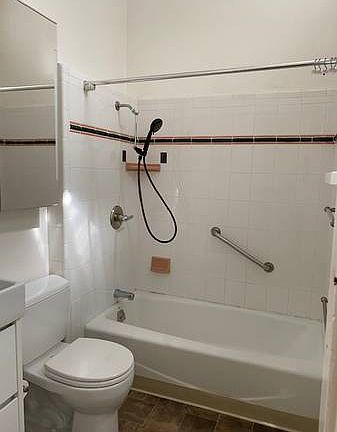 4th image of 746 14th St