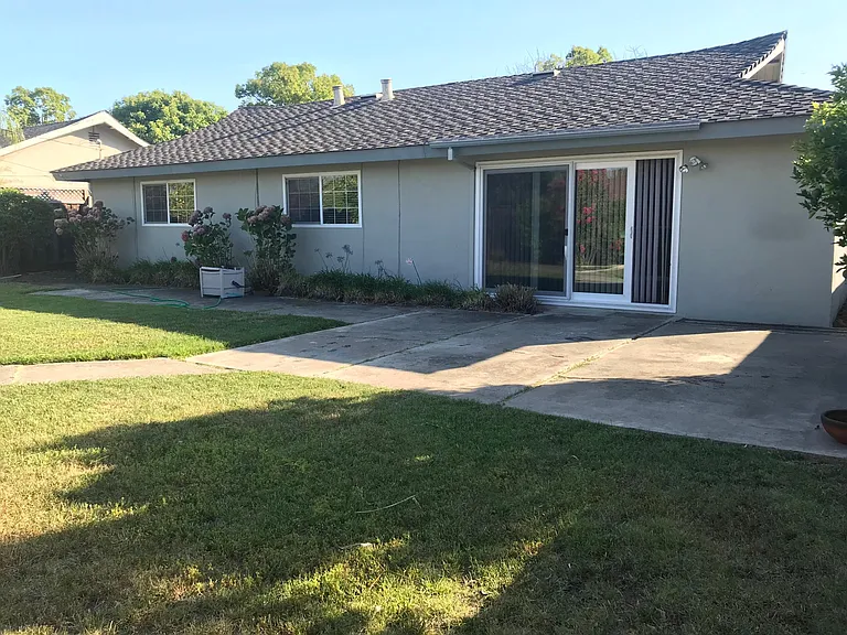 5564 Yale Dr — Photo 20
