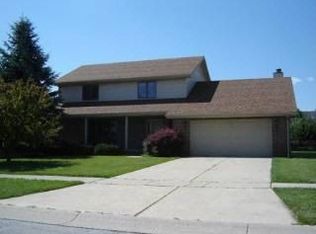 3448 Fieldbrooke Ln, Oregon, OH 43616