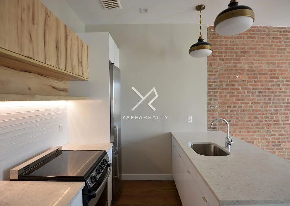 1st image of 1043 Bedford Ave APT 3C