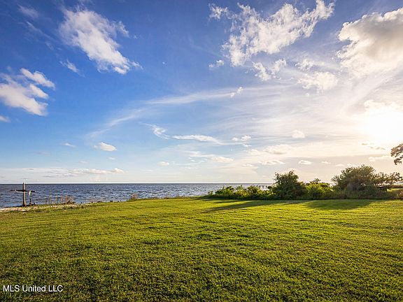 4th image of Seashore Ave
