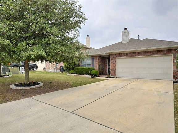 2nd image of 144 Covent Dr
