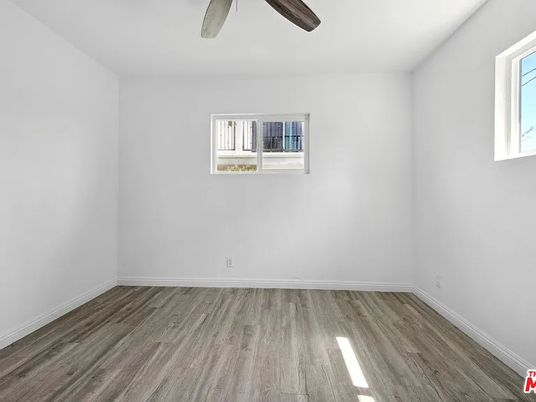 6612 De Longpre Ave #5 — Photo 13