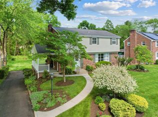112 Charterwood Dr, Pittsburgh, PA