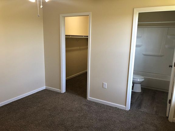 2nd image of 200 Leone Dr