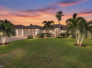 4934 Agualinda Blvd, Cape Coral, FL 33914
