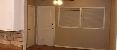 3rd image of 4904 40th St