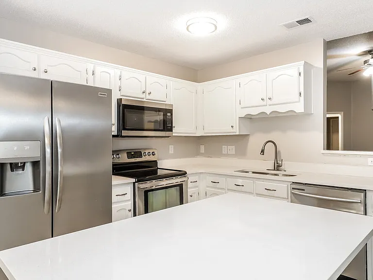 5521 Milton Ridge Dr — Photo 8