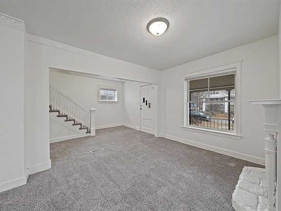 3rd image of 4203 Windsor Ave