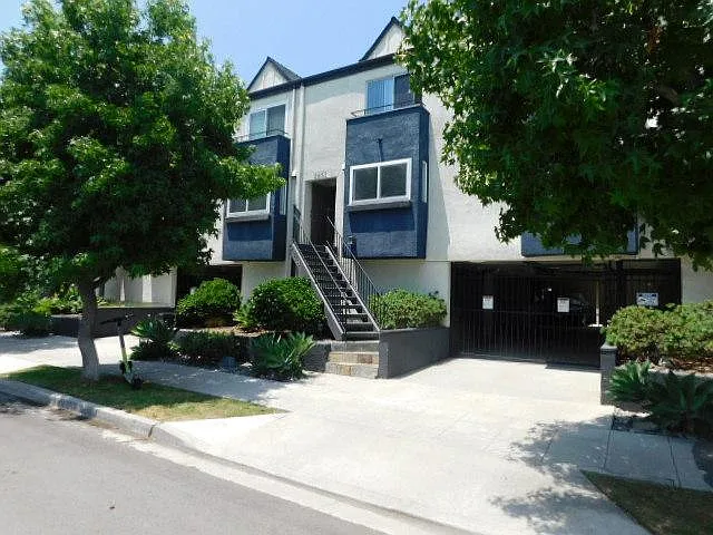 2652 A St #E — Photo 1
