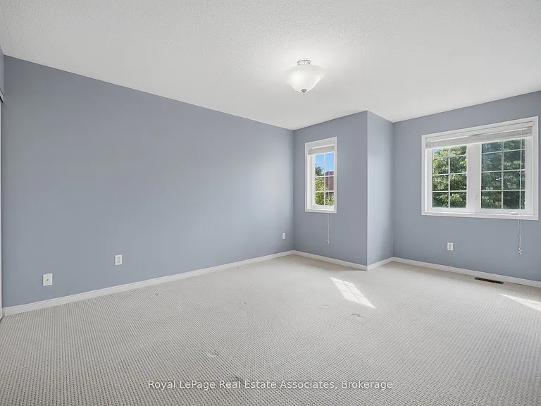 70 Echoridge Dr — Photo 32