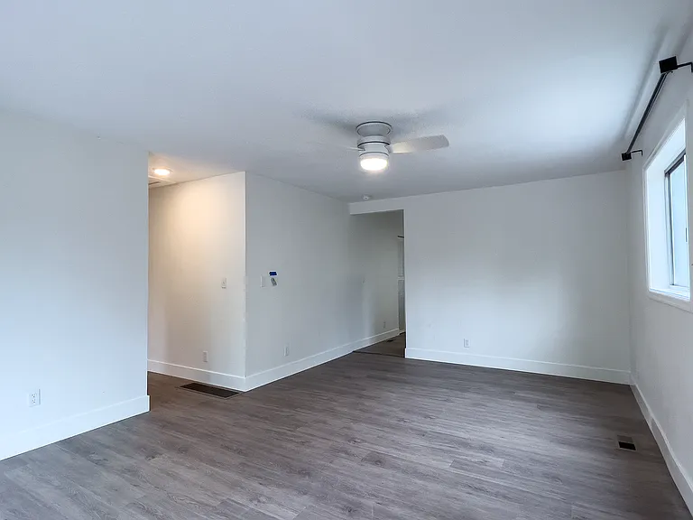 3914 SE 13th Ave — Photo 11