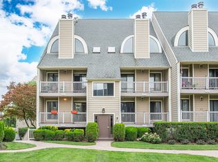 611 River Renaissance #611, East Rutherford, NJ 07073