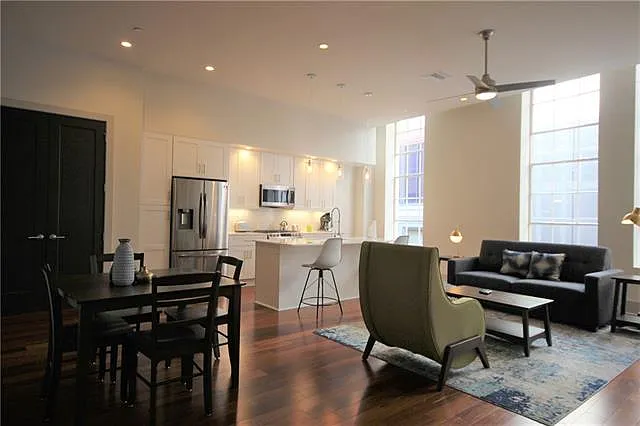 820 Union St #202 — Photo 7