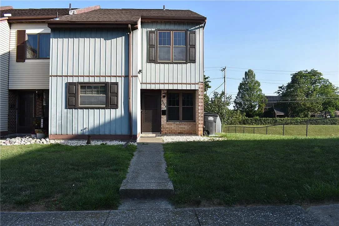 3 bed, 2.5 bath, 1655 sqft, $2,150 — Photo 1
