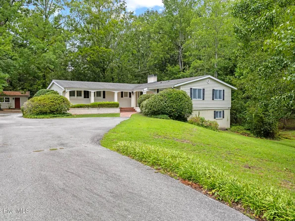 402 Country Club Drive, Jacksonville, NC 28546